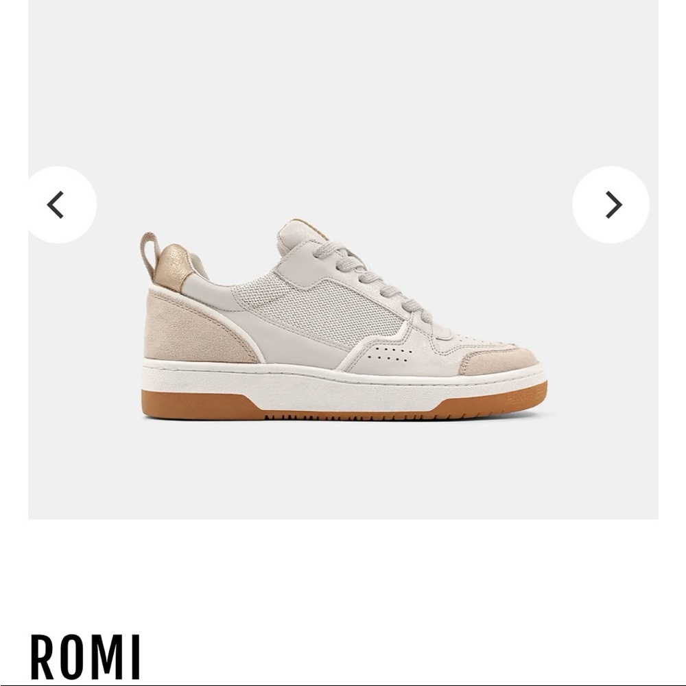 Romi sneakers size 5